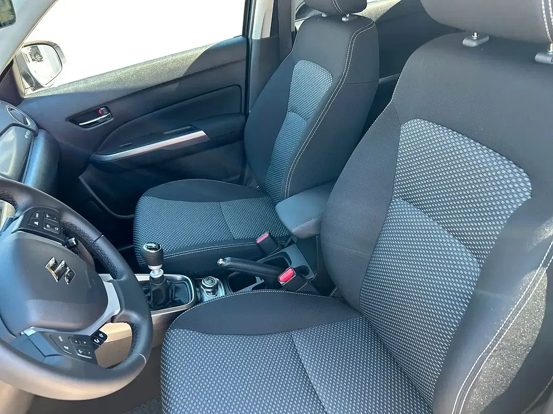 Suzuki Vitara - Thumbnail 10