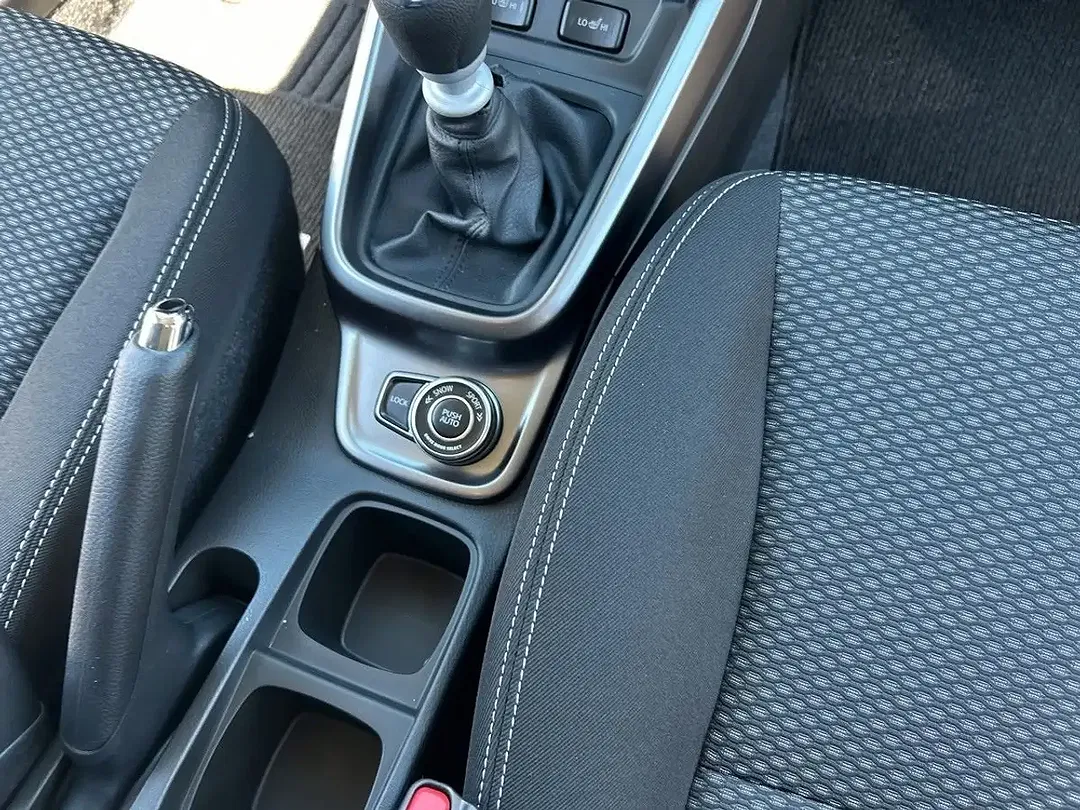 Suzuki Vitara - Thumbnail 14