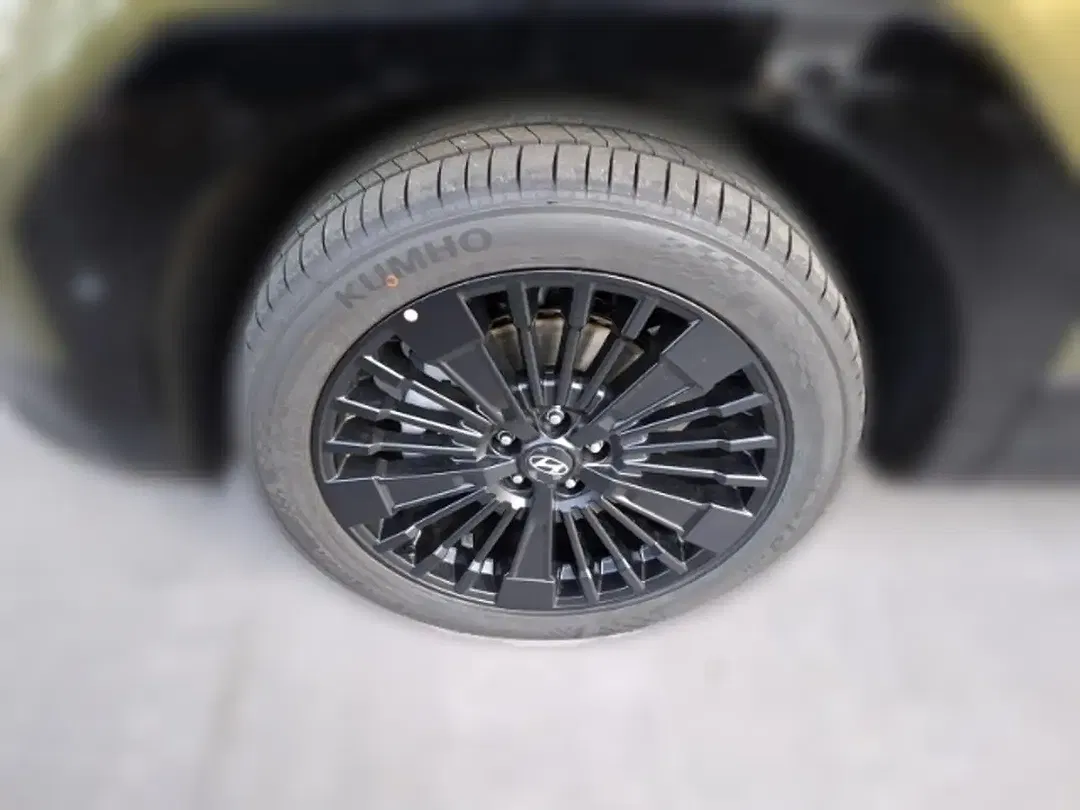 Hyundai SANTA FE - Thumbnail 6