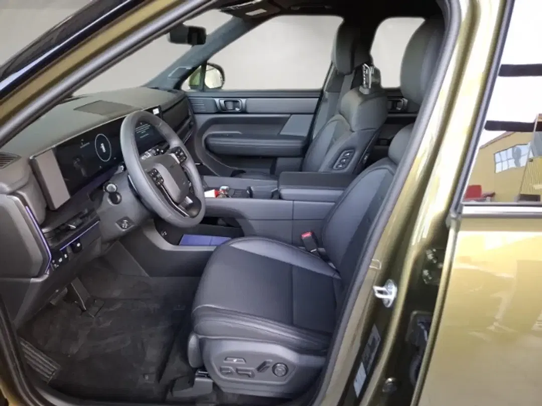 Hyundai SANTA FE - Thumbnail 7