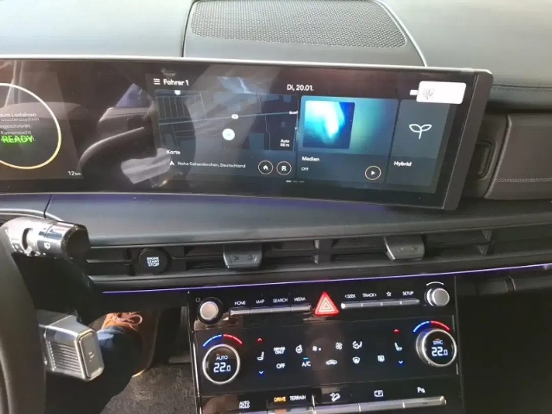 Hyundai SANTA FE - Thumbnail 9
