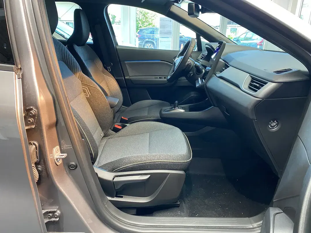 Renault Captur - Thumbnail 11