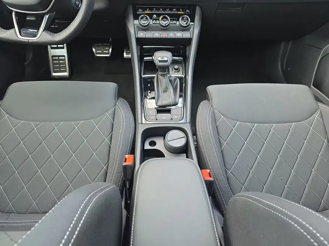 Skoda Karoq - Thumbnail 12