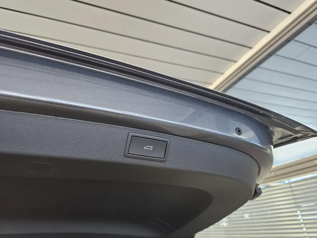 Skoda Karoq - Thumbnail 6