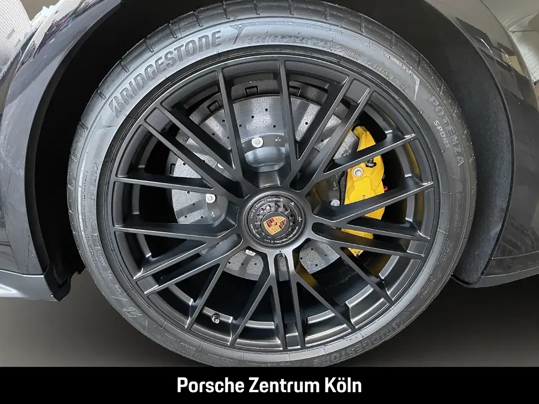 Porsche Panamera - Thumbnail 11