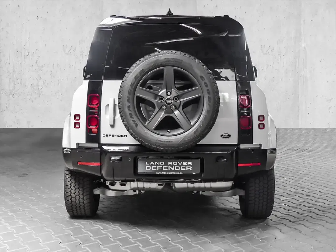 Land Rover Defender - Thumbnail 7