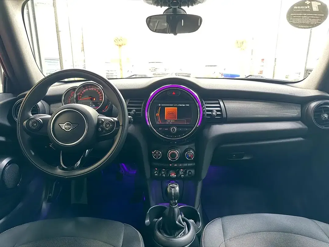 MINI Cooper Cabrio - Thumbnail 15