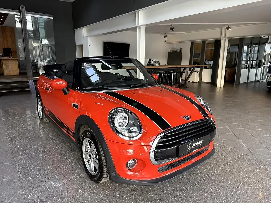 MINI Cooper Cabrio - Thumbnail 3