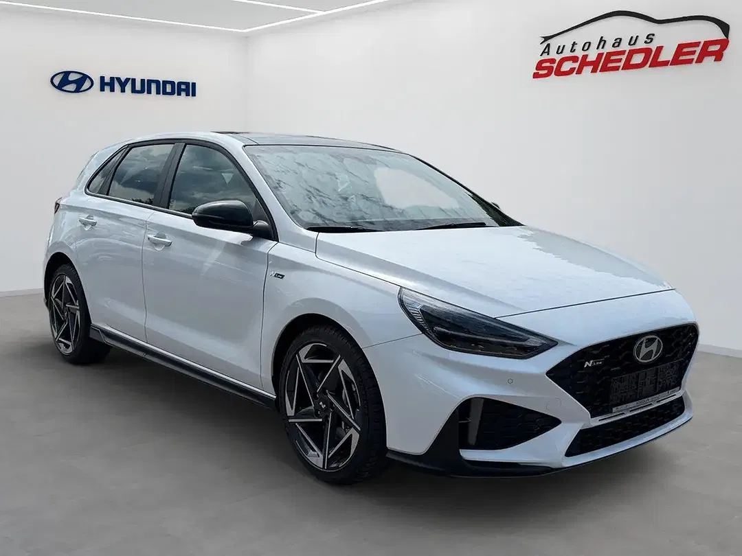 Hyundai i30 - Thumbnail 2