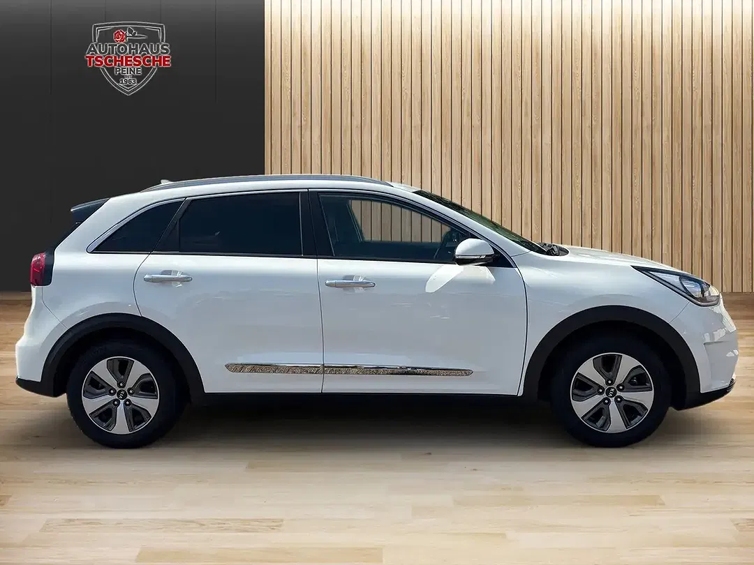 Kia Niro - Thumbnail 3