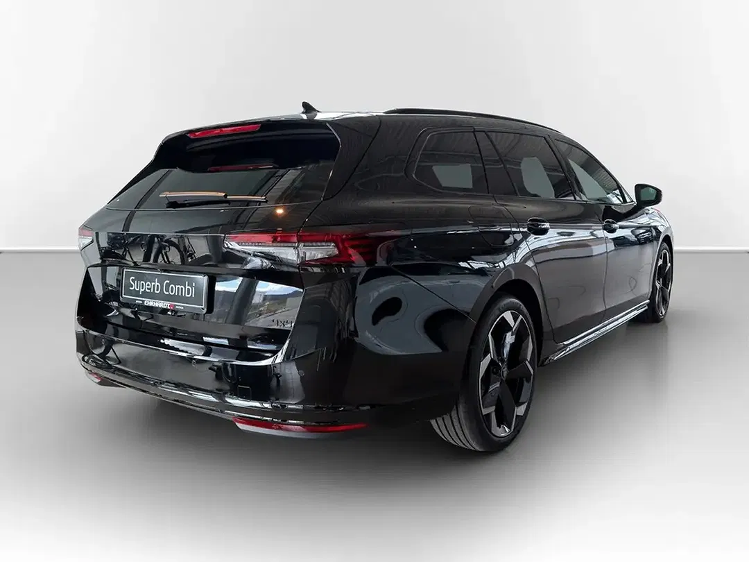 Skoda Superb - Thumbnail 4