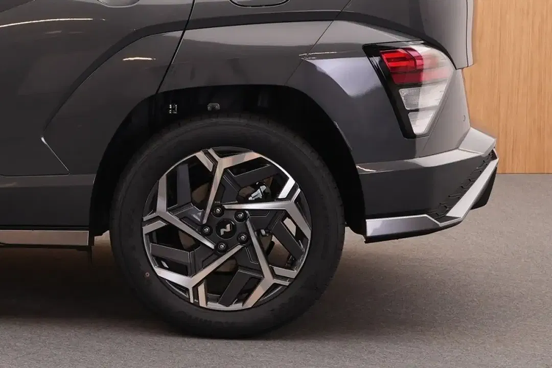 Hyundai KONA - Thumbnail 13