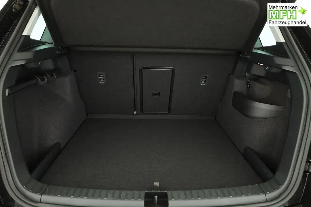 Skoda Karoq - Thumbnail 12