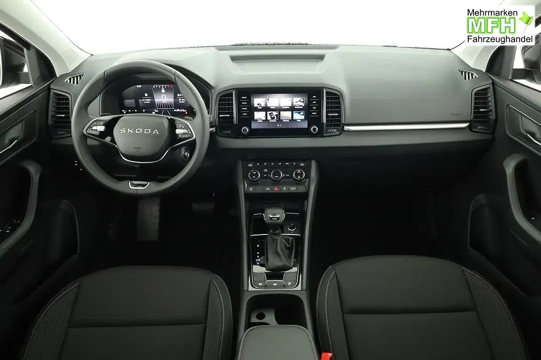 Skoda Karoq - Thumbnail 4