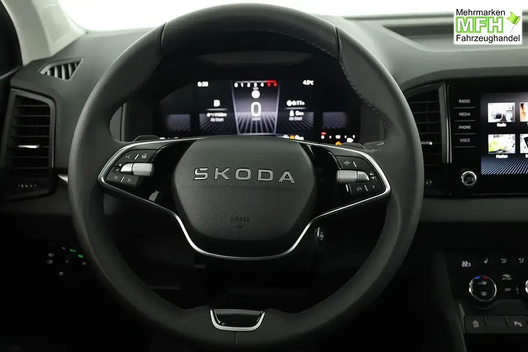 Skoda Karoq - Thumbnail 5
