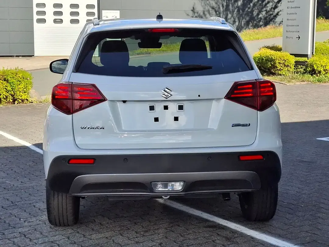 Suzuki Vitara - Thumbnail 5