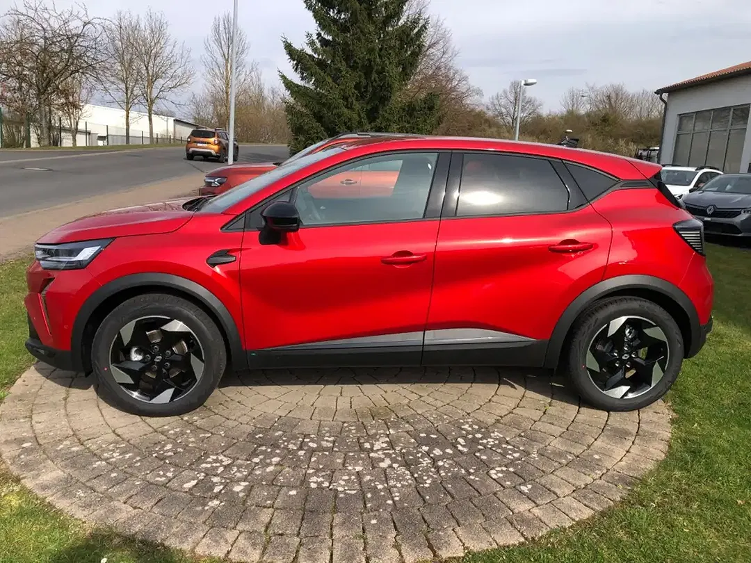 Renault Captur - Thumbnail 3