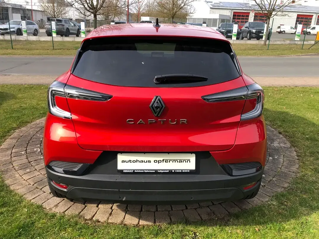 Renault Captur - Thumbnail 5