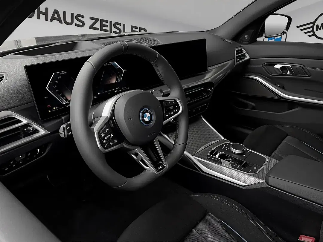 BMW 330 - Thumbnail 7