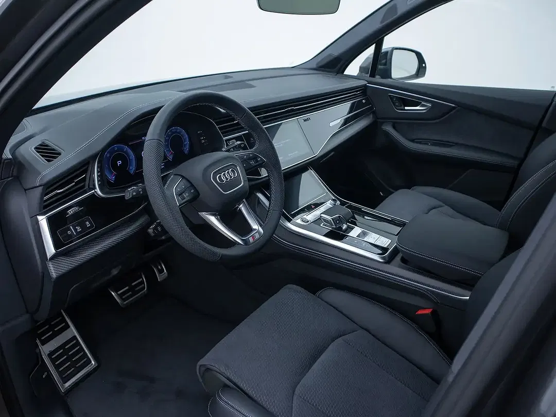 Audi Q7 - Thumbnail 12