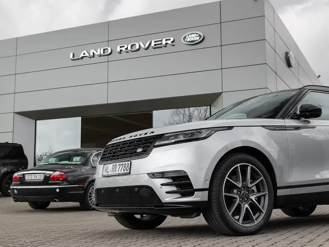 Land Rover Range Rover Velar - Thumbnail 10
