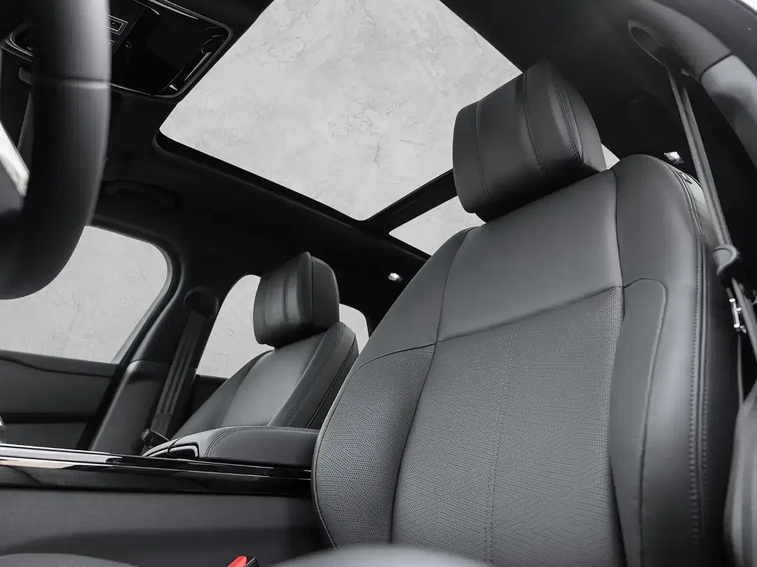 Land Rover Range Rover Velar - Thumbnail 6