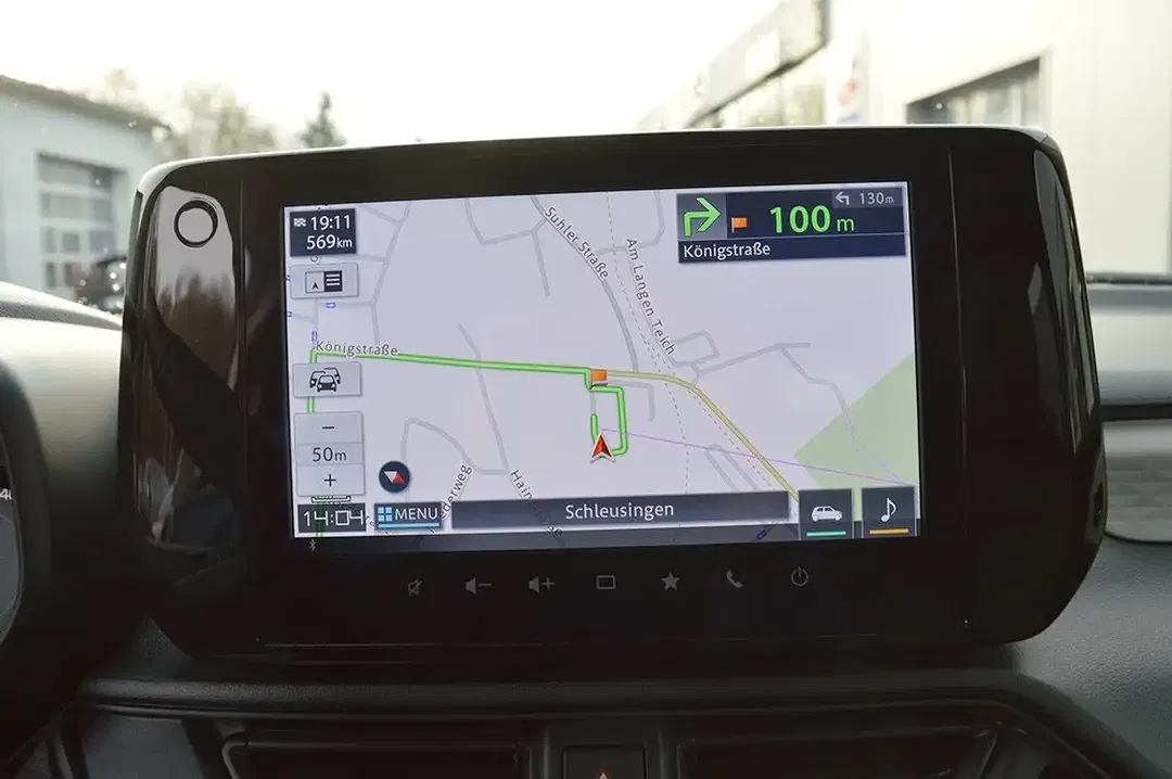 Suzuki Swift - Thumbnail 15