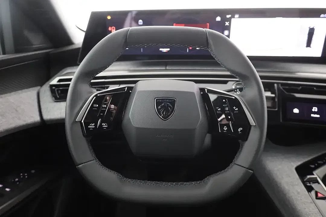 Peugeot 5008 - Thumbnail 12