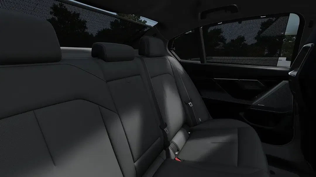 BMW M5 - Thumbnail 11