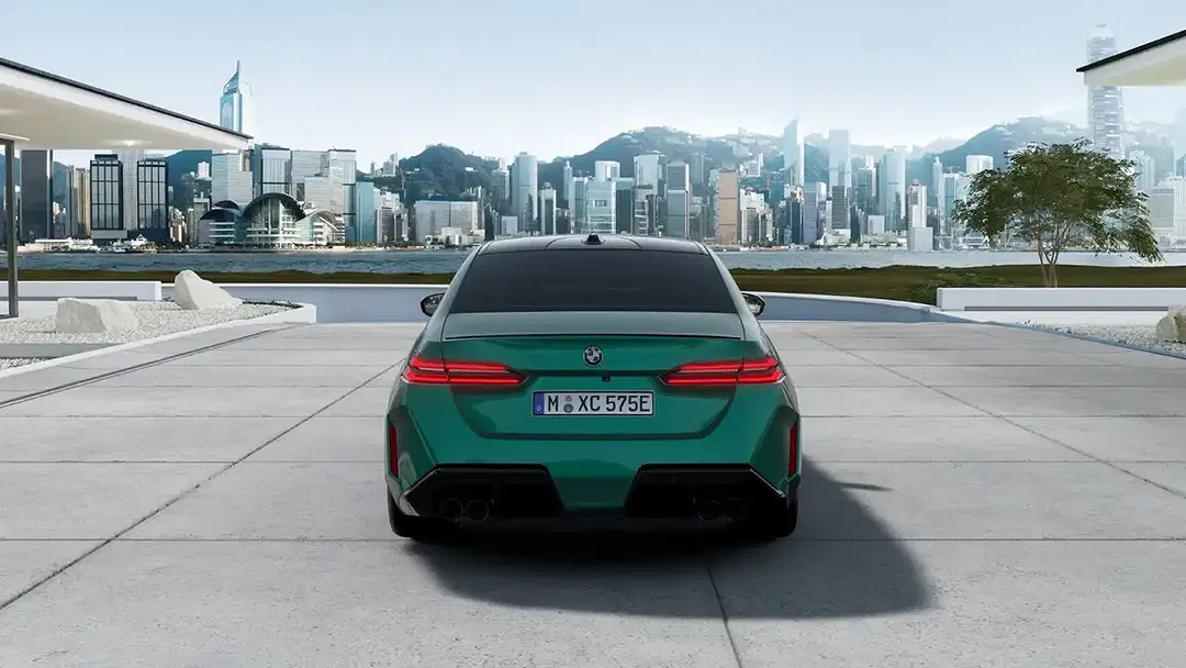 BMW M5 - Thumbnail 5