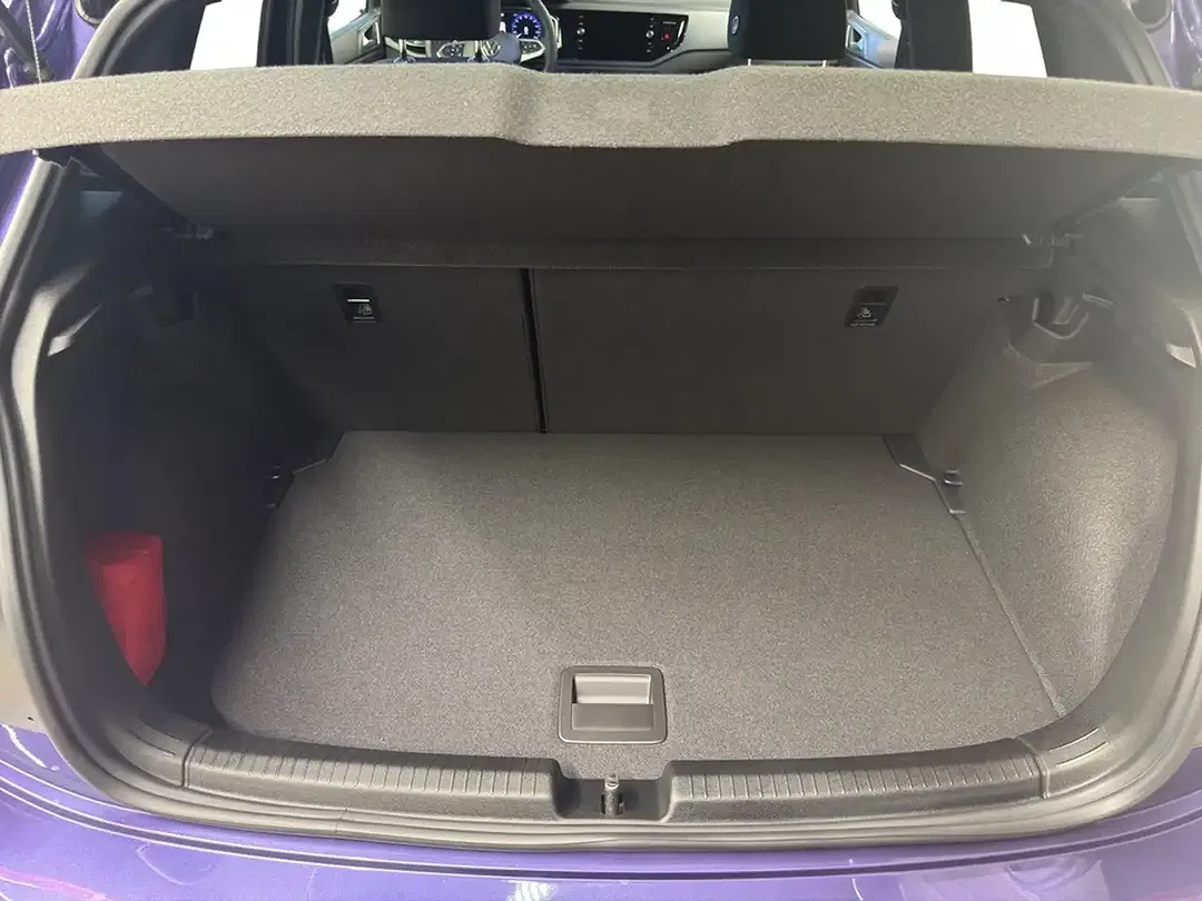 Volkswagen Polo - Thumbnail 7