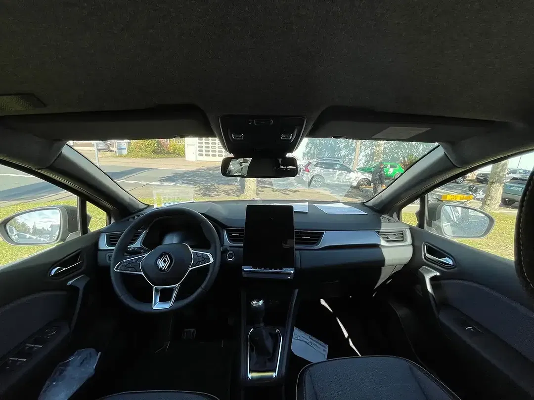 Renault Captur - Thumbnail 10