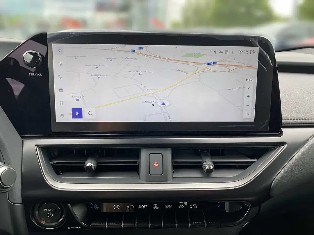 Lexus UX 300h - Thumbnail 12