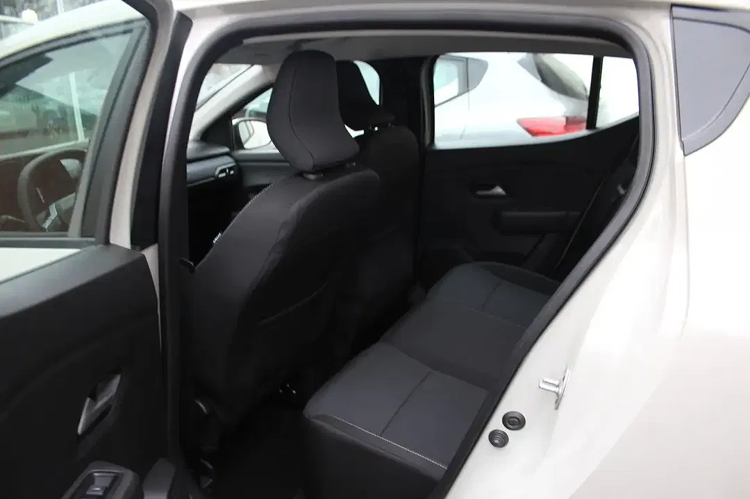 Dacia Sandero - Thumbnail 7