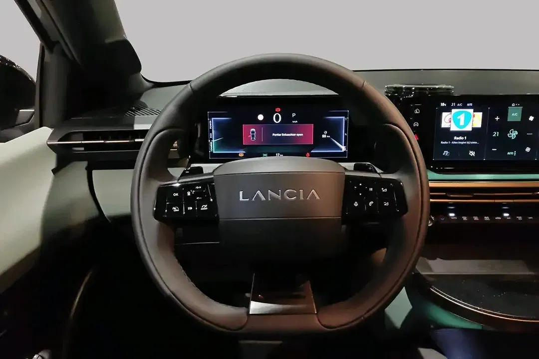 Lancia Ypsilon - Thumbnail 11