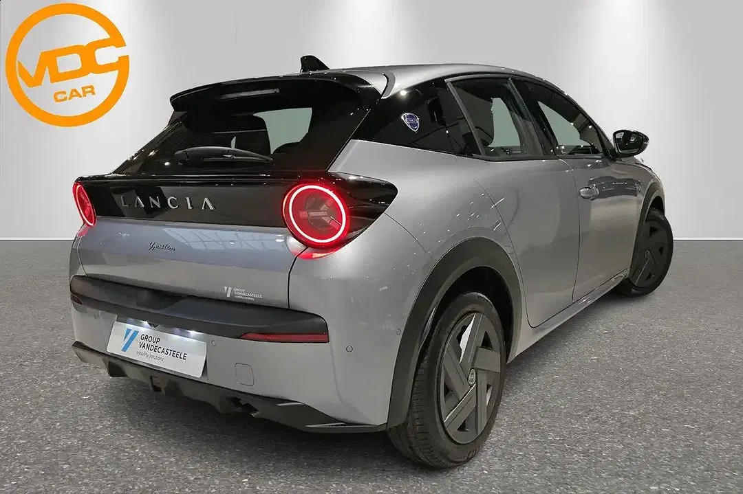Lancia Ypsilon - Thumbnail 3