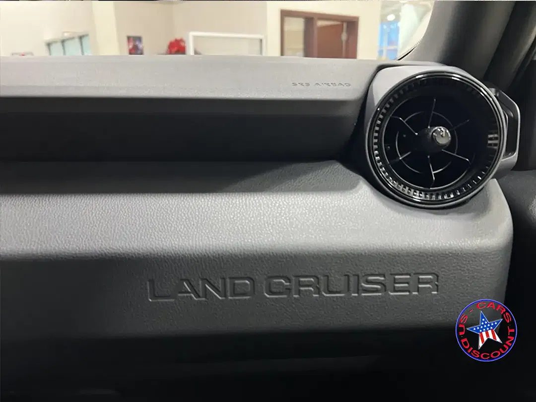Toyota Land Cruiser - Thumbnail 12