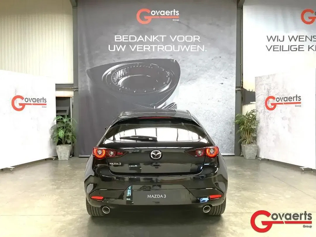 Mazda 3 - Thumbnail 4