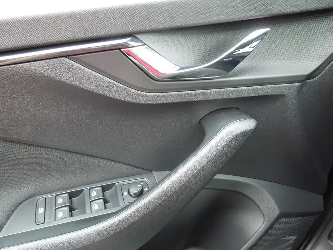 Skoda Scala - Thumbnail 8