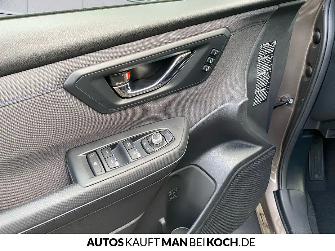 Subaru Forester - Thumbnail 12