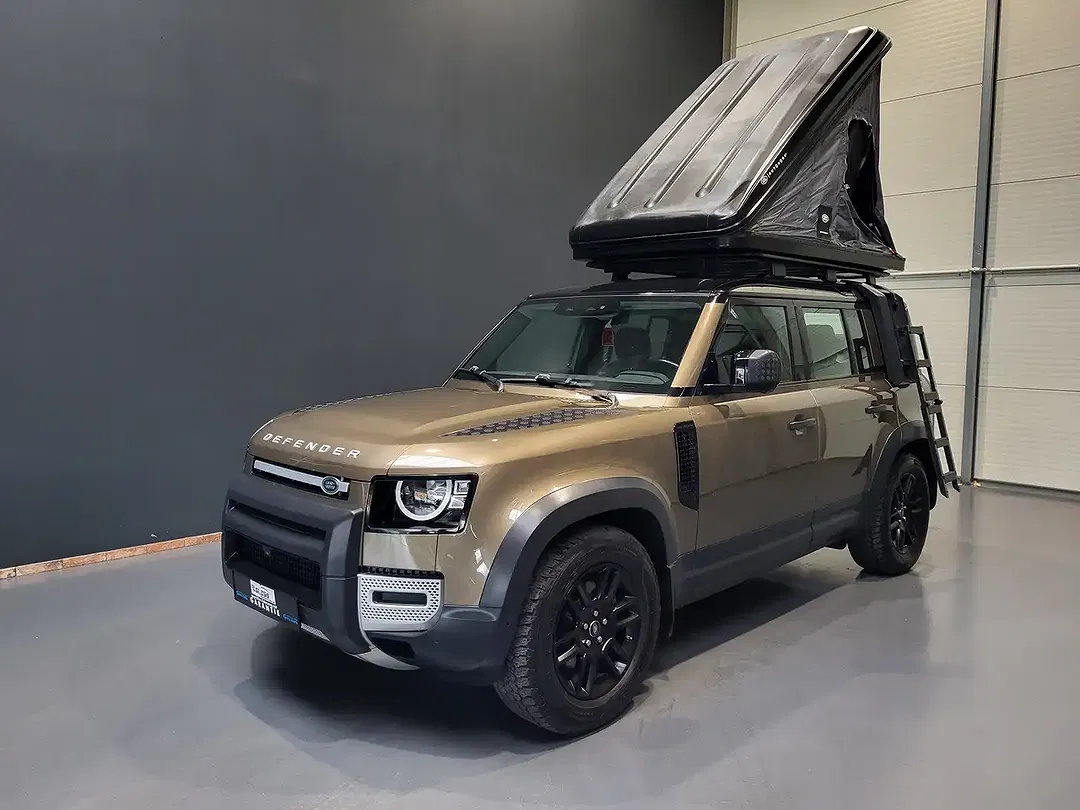Land Rover Defender - Thumbnail 2