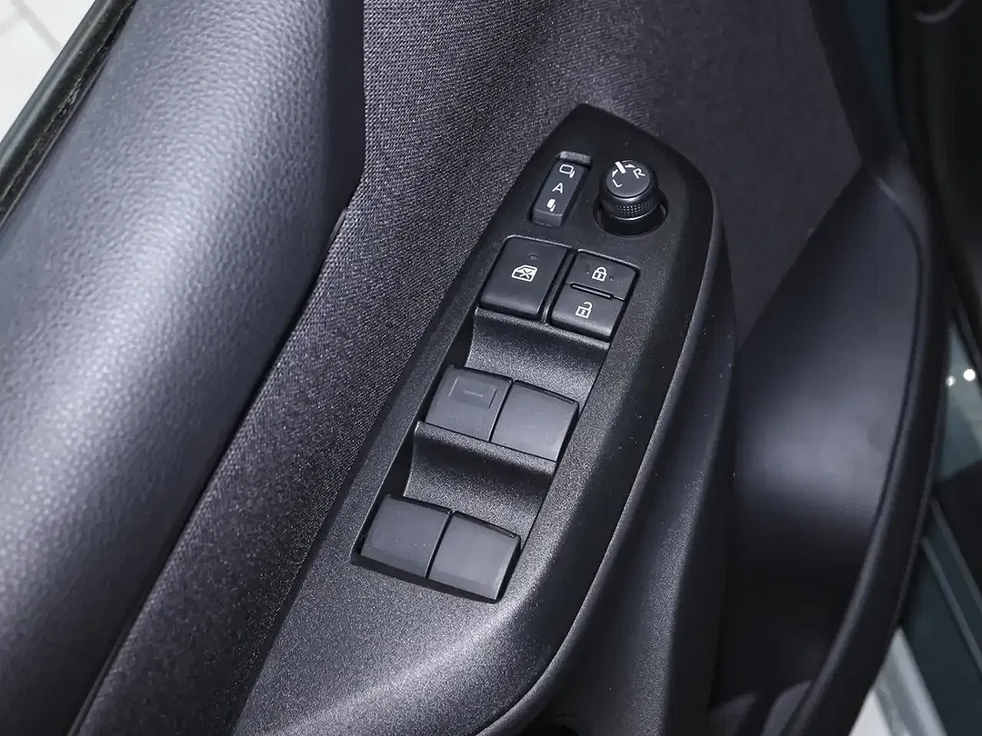 Mazda 2 - Thumbnail 12
