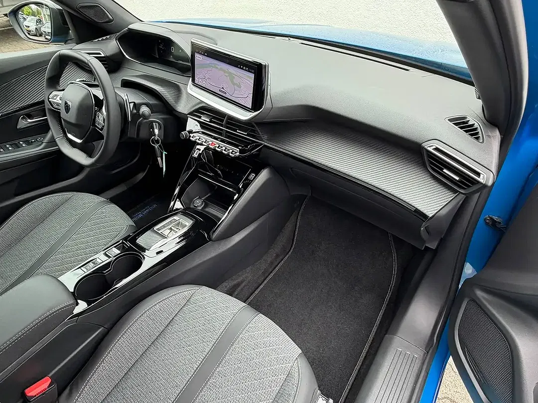 Peugeot 2008 - Thumbnail 10