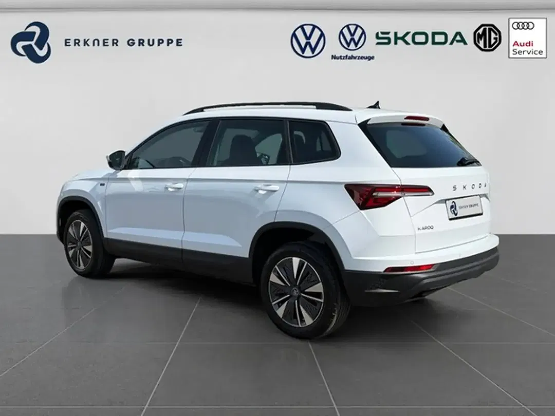 Skoda Karoq - Thumbnail 3