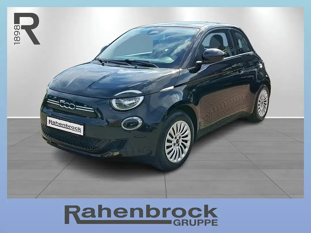 Fiat 500 EV Action