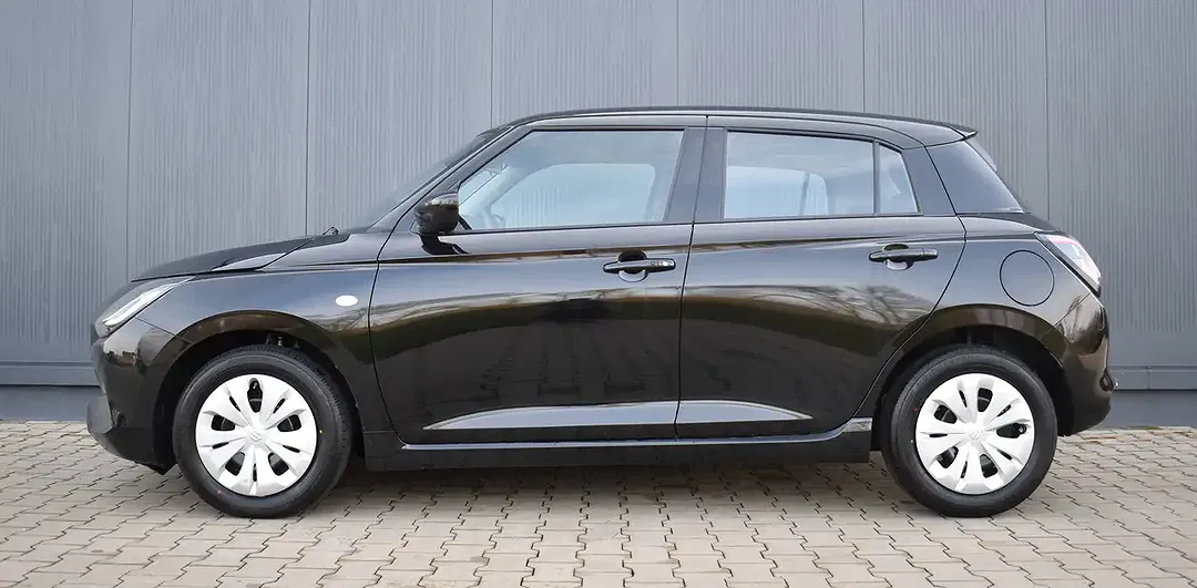 Suzuki Swift - Thumbnail 3