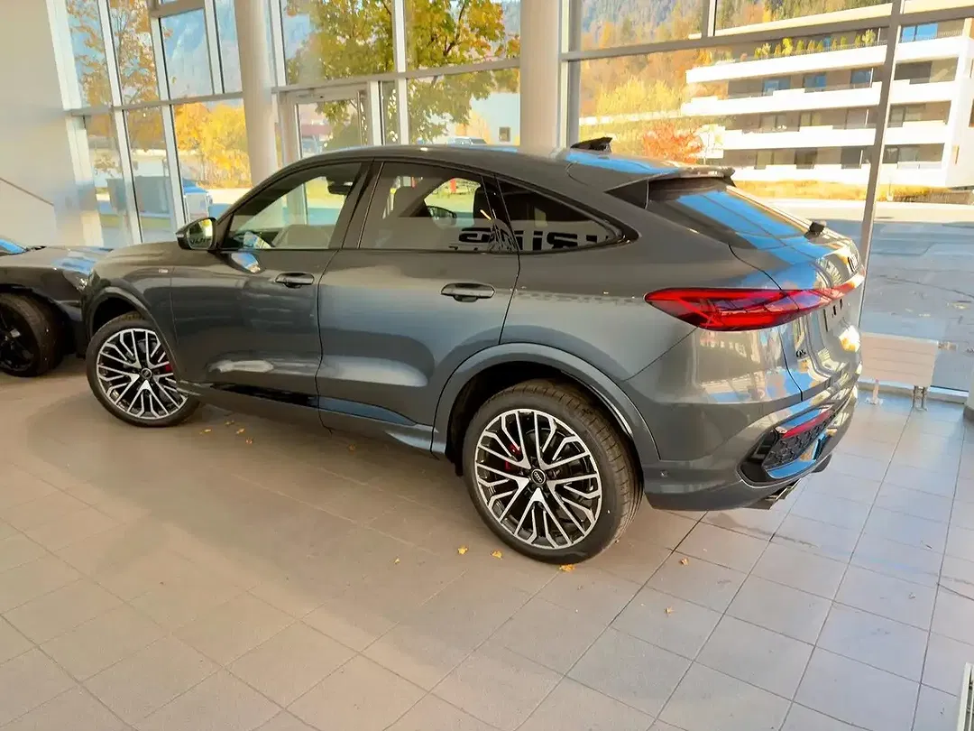 Audi Q5 - Thumbnail 6