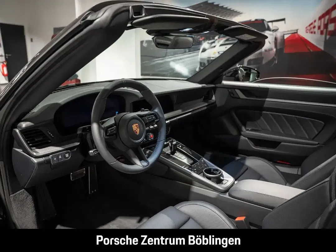 Porsche 992 - Thumbnail 5