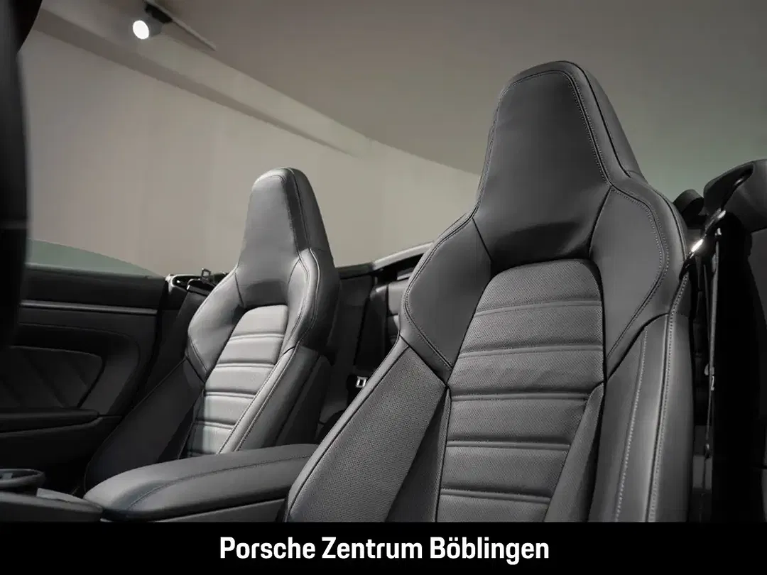 Porsche 992 - Thumbnail 6
