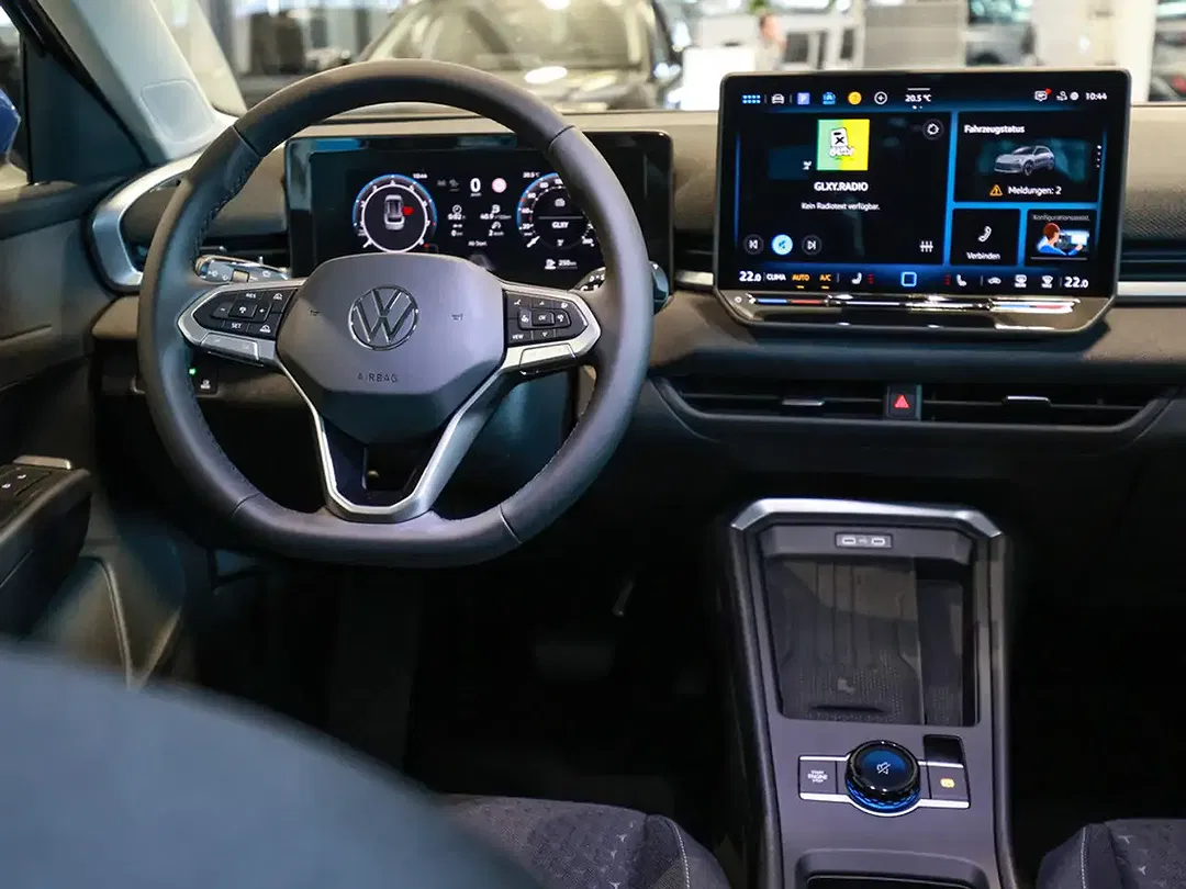 Volkswagen T-Roc - Thumbnail 9